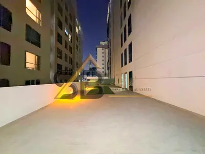 Prime Location luxurious 1/Bedroom Hall With All Facilities