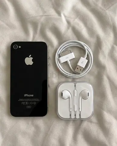 Apple iPhone 4S Black