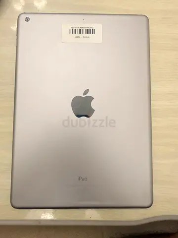 Apple iPad (Silver) — Good Condition, Wi‑Fi Model