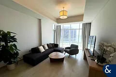 Sea View | Modern Design | Vacant on Transfer