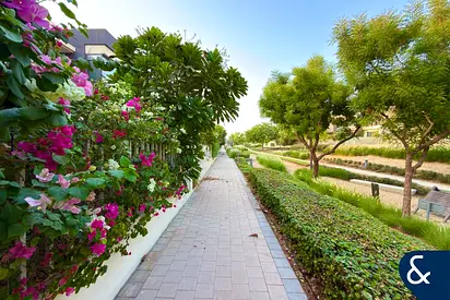Freshly Landscaped | Greenbelt | Type 3M
