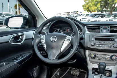 صورة 9 لـ 2014 Nissan SENTRA