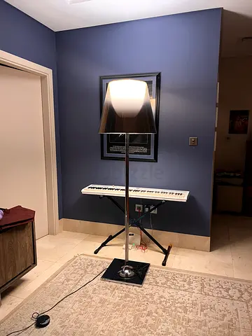 Floor lamp