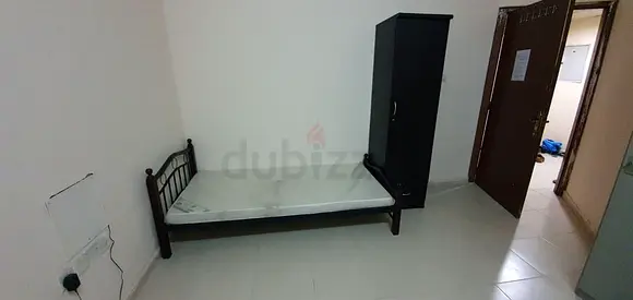 Executive bachelor bed space for Indian male