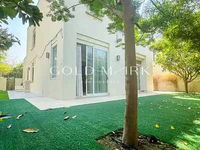 Single Row | Extended | Large Garden | Vacant Soon