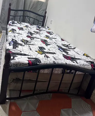 Single Metal+wood Bed with Mattress
