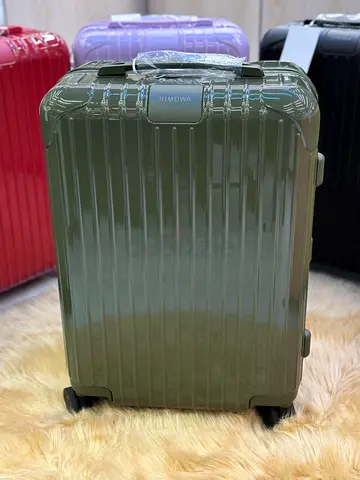 RIMOWA Essential Cabin s
