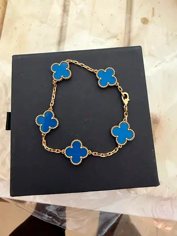 Van Cleef 5 Motif Vintage Alhambra Bracelets