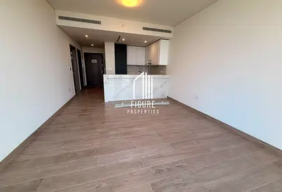 Stylish 1-BR with Balcony | Vacant | Best Price