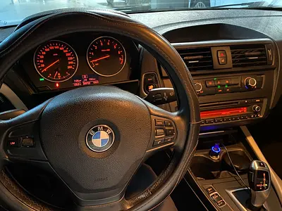 2014 BMW 1-SERIES 缩略图 16