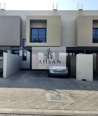Cheapest 3BR Middle Villa | On Main Street | Extra Car parking | Freehold for Arab Nationals