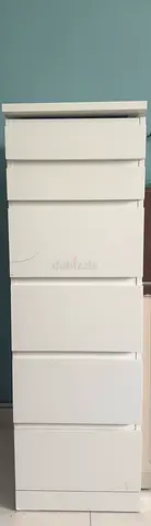 White 6-Drawer Tall Chest of Drawers - Good Condition with glass mirror
