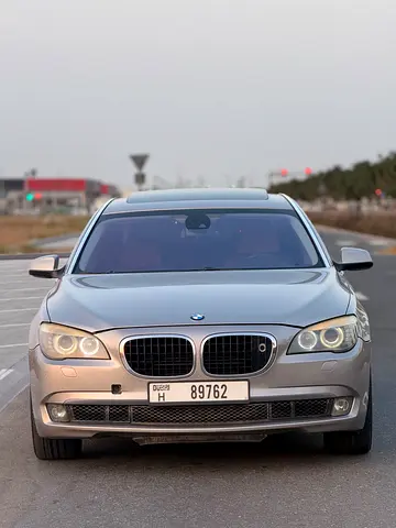 BMW 7-Series 750i 2010 GCC Specs