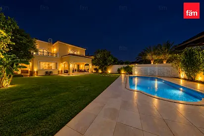 Vastu | Internal | Legacy Large | Private Pool