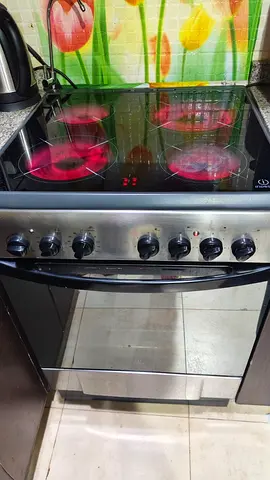 Used Indesit Electric Ceramic Cooktop with Oven - Good Working Condition