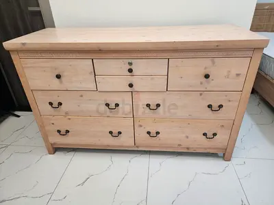 Solid Pine 8-Drawer Dresser / Chest - Natural Light Finish
