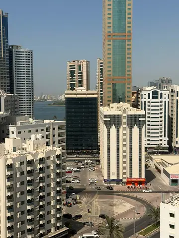 : Beautiful Spacious 1BR in Al Majaz 2 | Open View + Free Maintenance & Parking | A/C by Owner