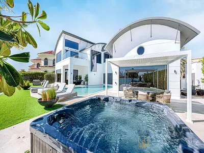 Bills Included | Fully Upgraded | Skyline Views