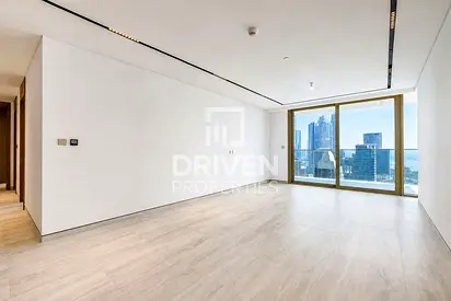 Canal View | Prime Location | Multiple Options
