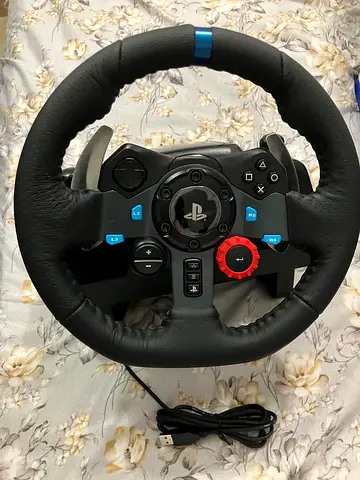 Used PlayStation Racing Wheel Controller with USB - New condition