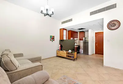 Spacious Peaceful Home in a Calm Family Community