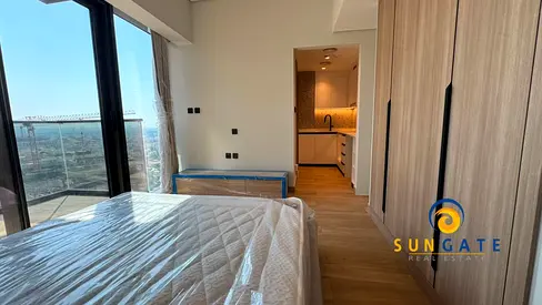 furnished , pool views , brand new , ready to move
