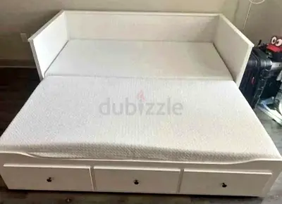 Ikea hemnes daybed with2 mattress and storage drawers