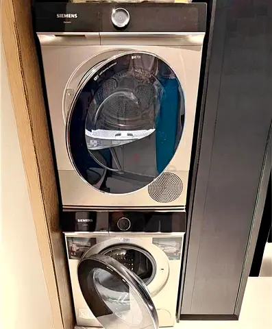 Siemens iQ700 Premium 9kg Washer & 9kg Dryer Set – Separate Units