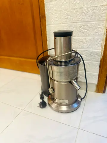 Breville commercial juicer