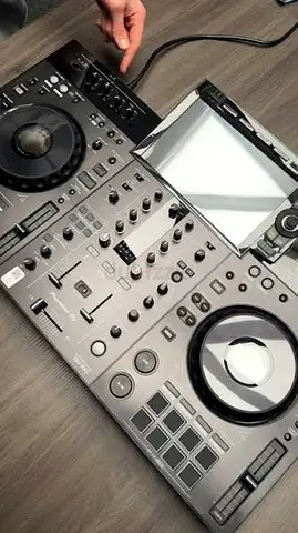 PIONEER XDJ RX3 DJ Console/Controller