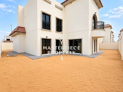 Corner Unit | Mediterranean | Vacant