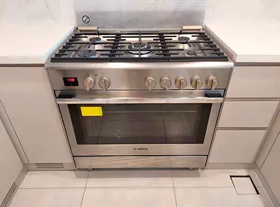 Bosch Stainless Steel 90cm Gas Range Cooker with electric Oven - Excellent Condition
