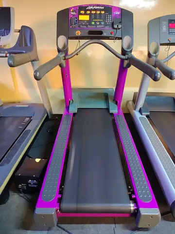 Treadmill Life Fitness