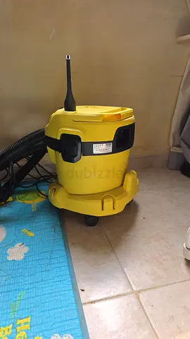 Yellow wet/dry vacuum cleaner - compact shop vacuum, good working condition
