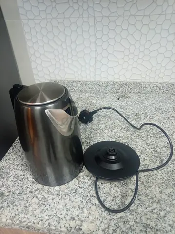 Stainless Steel Electric Kettle with Detachable Base - Good Working Condition