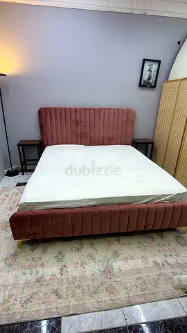 King size bed upholstered bed frame with tufted headboard - good condition