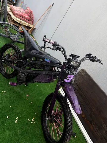 Used small dirt bike / pit bike - runs, only thing that’s wrong needs new brake pads, and bleeding