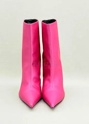 ALEXANDER VAUTHIER Fuchsia boots Size 38 new