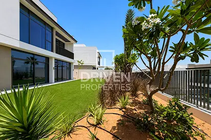 Top Hill | Landscaped Garden | Brand new Villa