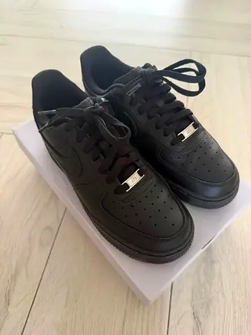 Nike Air Force 1 Black Size 40