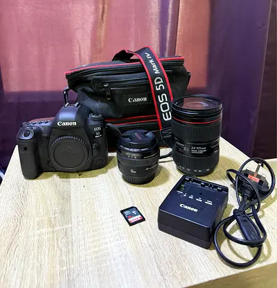 Canon EOS 5D Mark IV body + 24-105mm L & 50mm lenses, charger, bag, SD card