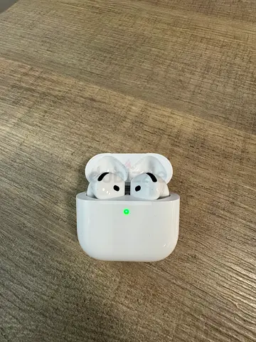 Apple AirPods 4 with Active Noise Cancellation