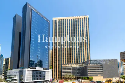 Great Location | Near Metro | Vacant on Transfer