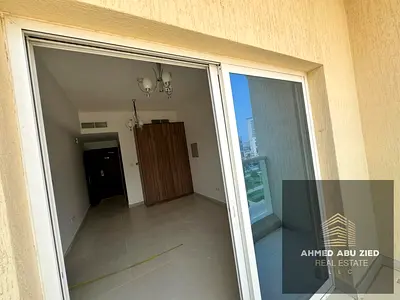 Spacious studio with balcony, open views, separate kitchen, modern finishes, central AC, full owner