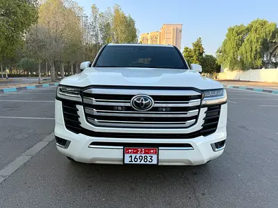 Toyota Land Cruiser VX 2024 GCC Specs