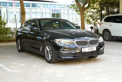 2020 BMW 5-Series 520i Executive GCC Specs