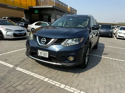 2015 Nissan ROGUE — фото 2