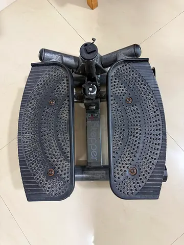 Manual stepper (Brand body sculpture) in good working condition
