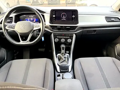 صورة 9 لـ 2024 Volkswagen T-ROC