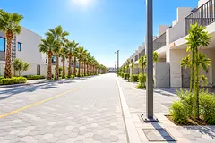 Fully Furnished | Vacant on Transfer | Single Row